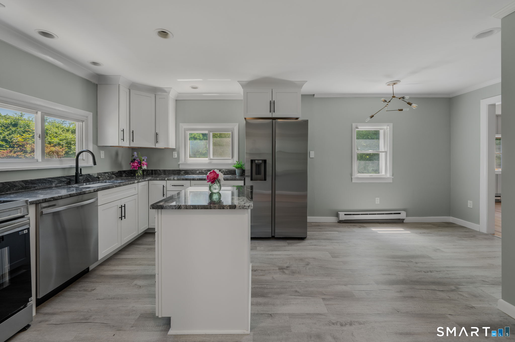 42 Shawandassee Road Waterford, CT 06385 - Photo 14 of 32