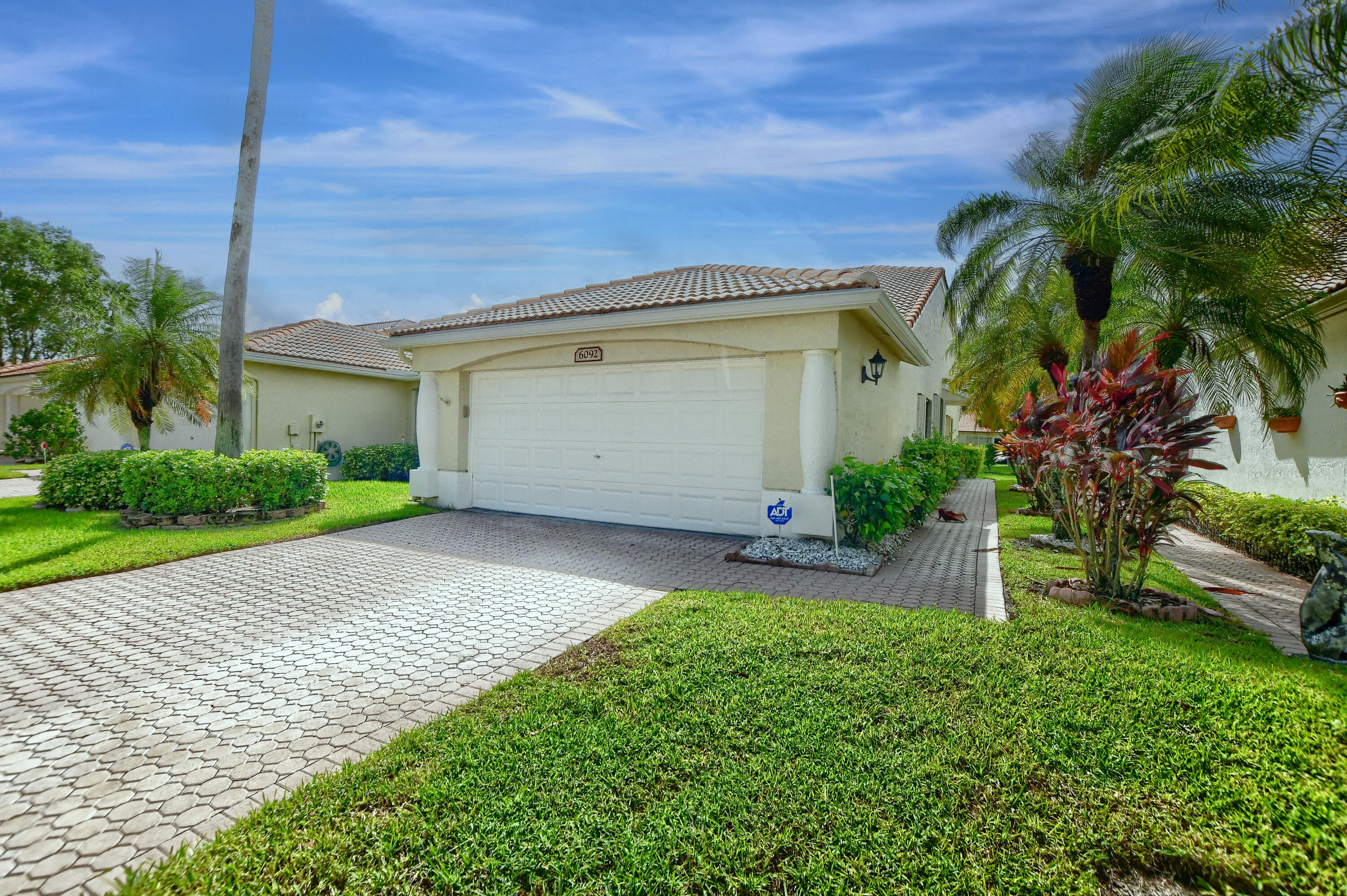 6092 Caladium Road Delray Beach, FL 33484 - Photo 2 of 61 EBF_0685-HDR(5)