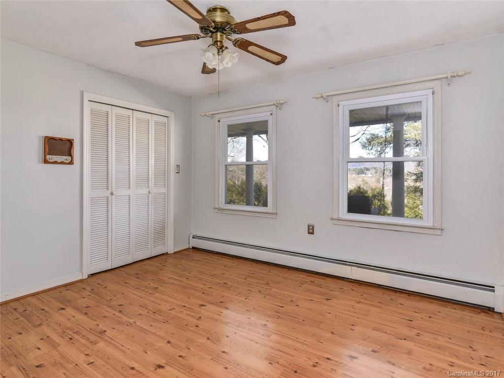 35 Best View Street Clyde, NC 28721 - Photo 13 of 24 Gallery Image 13