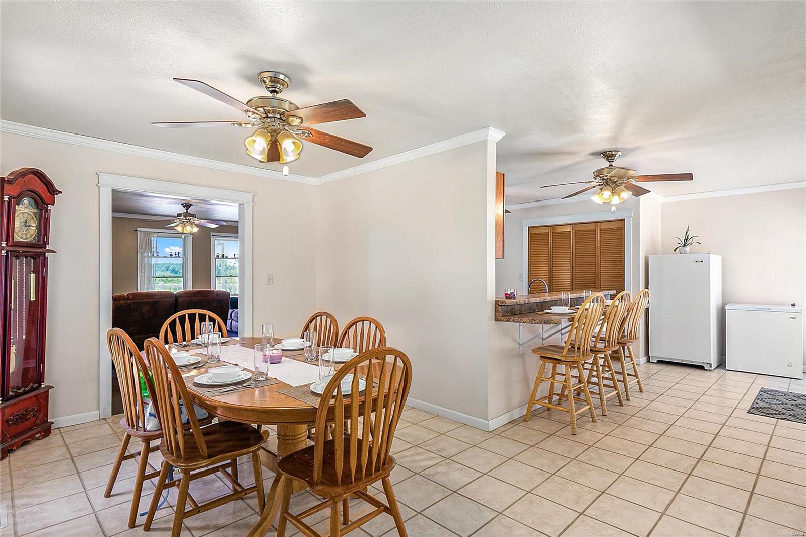 14792 Wheeler Road Carlinville, IL 62626 - Photo 15 of 49 Gallery Image 15