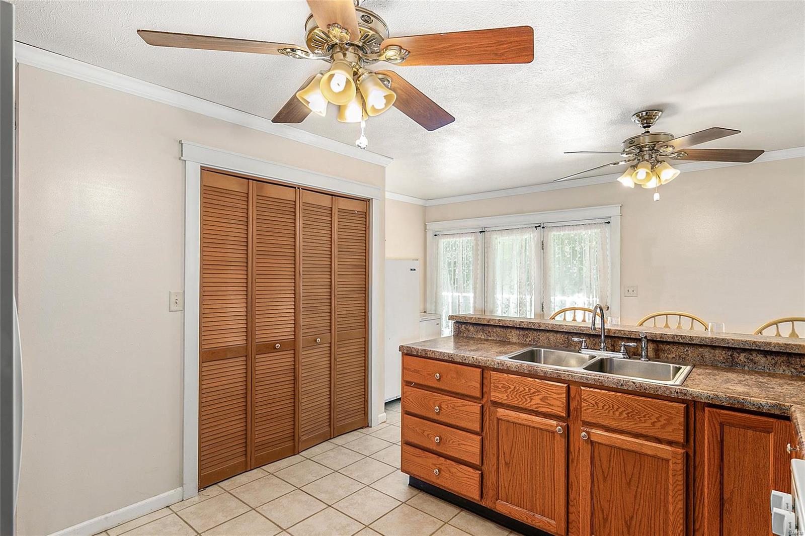 14792 Wheeler Road Carlinville, IL 62626 - Photo 16 of 49 Gallery Image 16