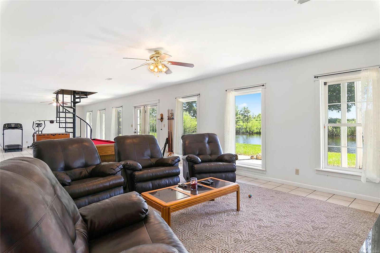 14792 Wheeler Road Carlinville, IL 62626 - Photo 37 of 49 Gallery Image 37