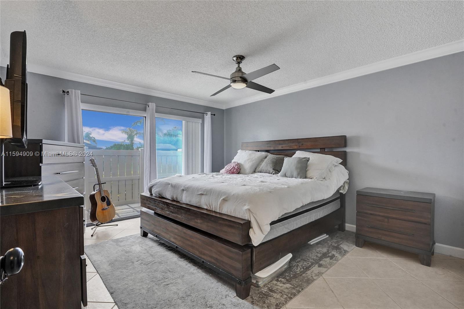 703 Banks Road Margate, FL 33063 - Photo 11 of 33 Primary bedroom