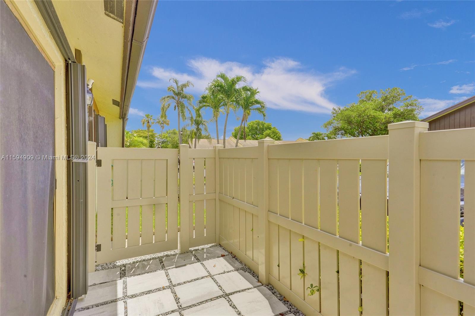 703 Banks Road Margate, FL 33063 - Photo 29 of 33