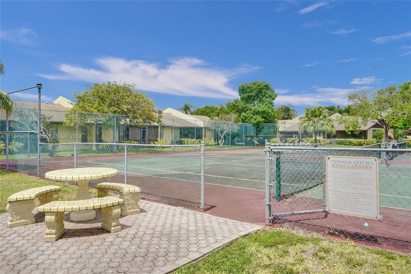703 Banks Road Margate, FL 33063 - Photo 31 of 33