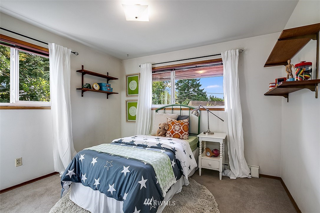 2144 North 89th Street Seattle, WA 98103 - Photo 19 of 25 Gallery Image 19