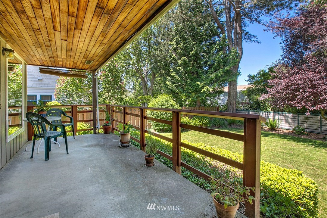 2144 North 89th Street Seattle, WA 98103 - Photo 5 of 25 Gallery Image 5