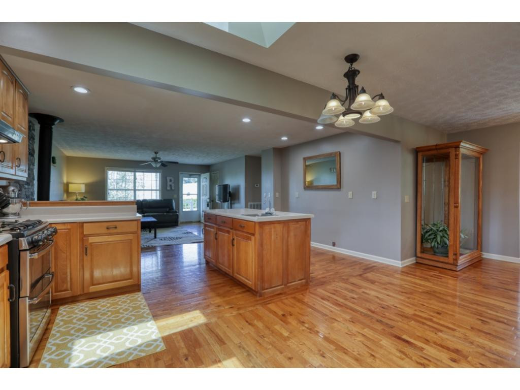 285 Johnson Road Greeneville, TN 37743 - Photo 14 of 36 Photo 14