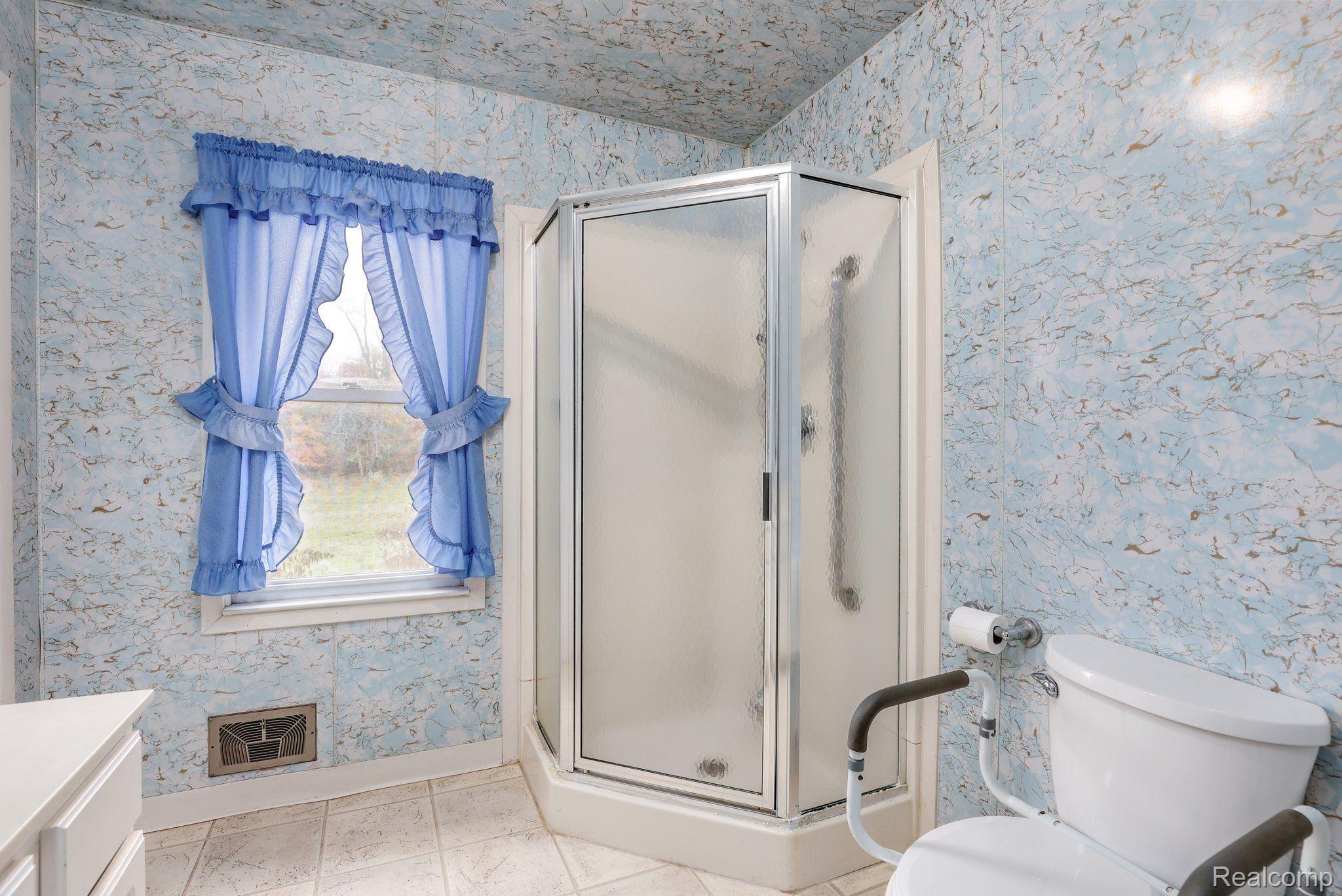 2658 Hawkins Road Jackson, MI 49201 - Photo 19 of 32 Gallery Image 19