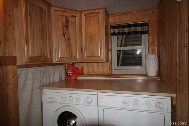 3794 Cedar Point Howell, MI 48843 - Photo 59 of 66 29 Laundry Room.jpg