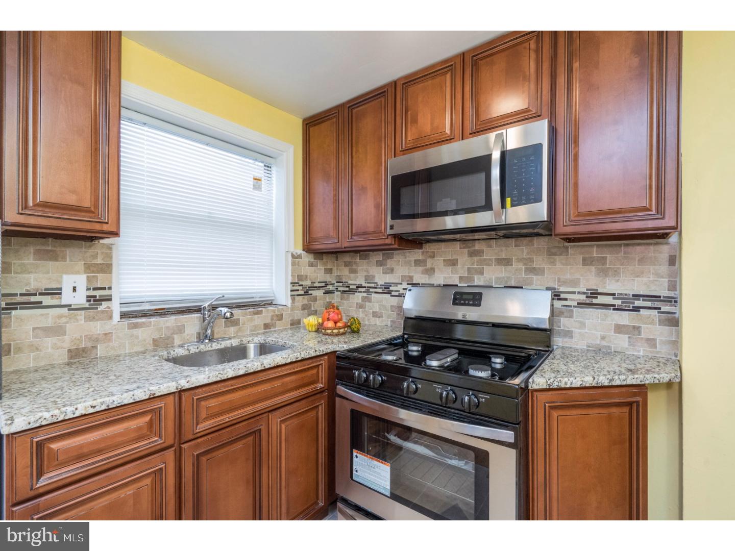 246 Margate Road Upper Darby, PA 19082 - Photo 1 of 21 Kitchen