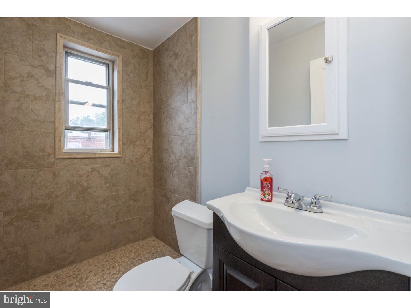 246 Margate Road Upper Darby, PA 19082 - Photo 13 of 21 Bathroom