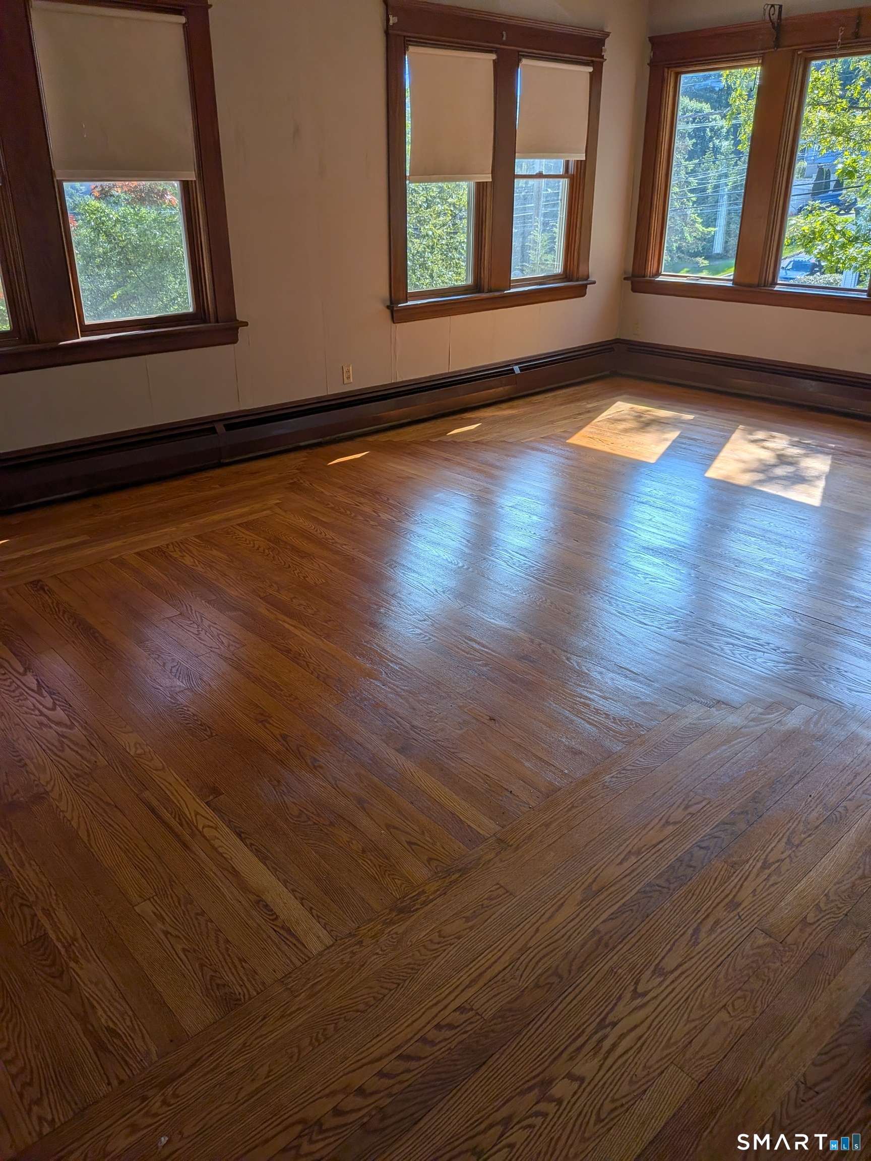 61 Pershing Avenue Seymour, CT 06483 - Photo 12 of 26