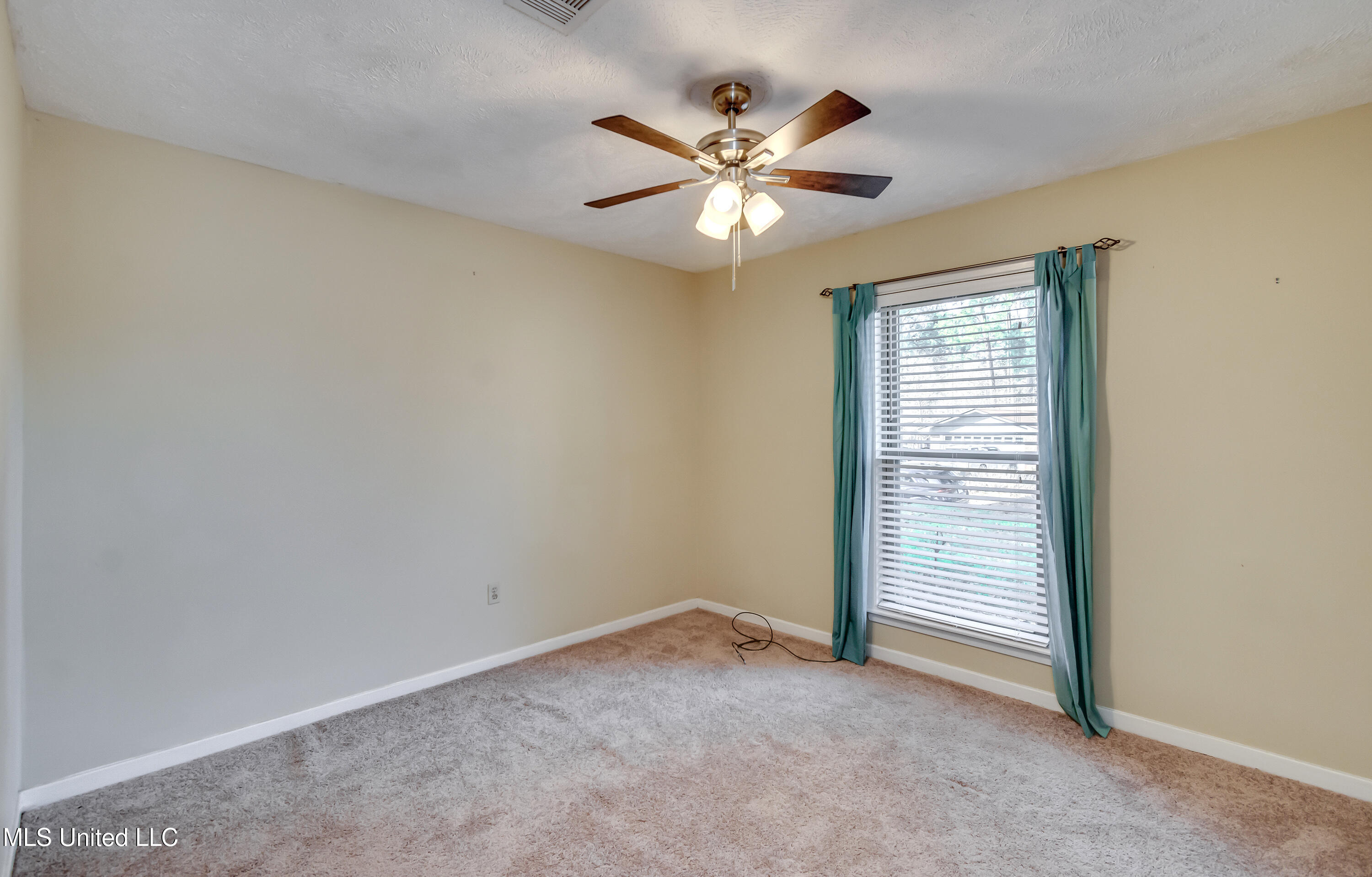 141 Fern Valley Road Brandon, MS 39042 - Photo 26 of 57 141 Fern Valley Rd-42