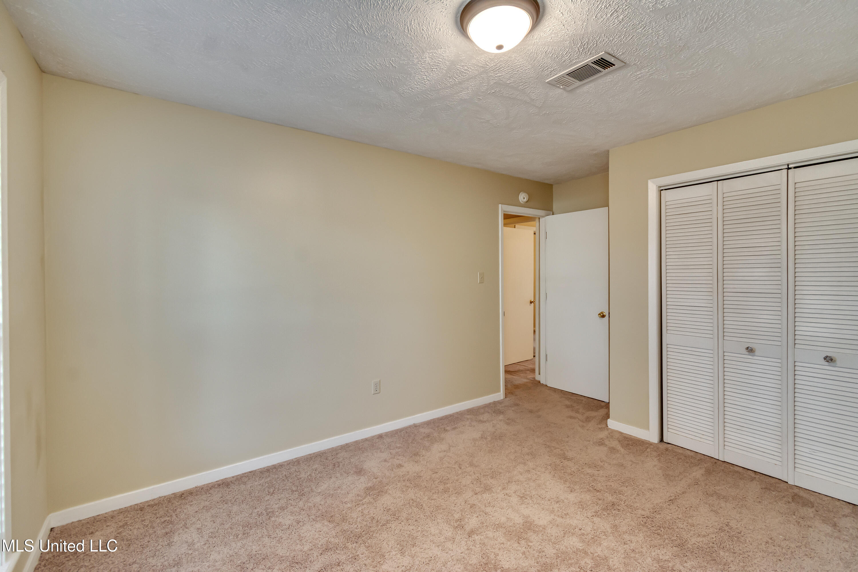 141 Fern Valley Road Brandon, MS 39042 - Photo 31 of 57 141 Fern Valley Rd-47