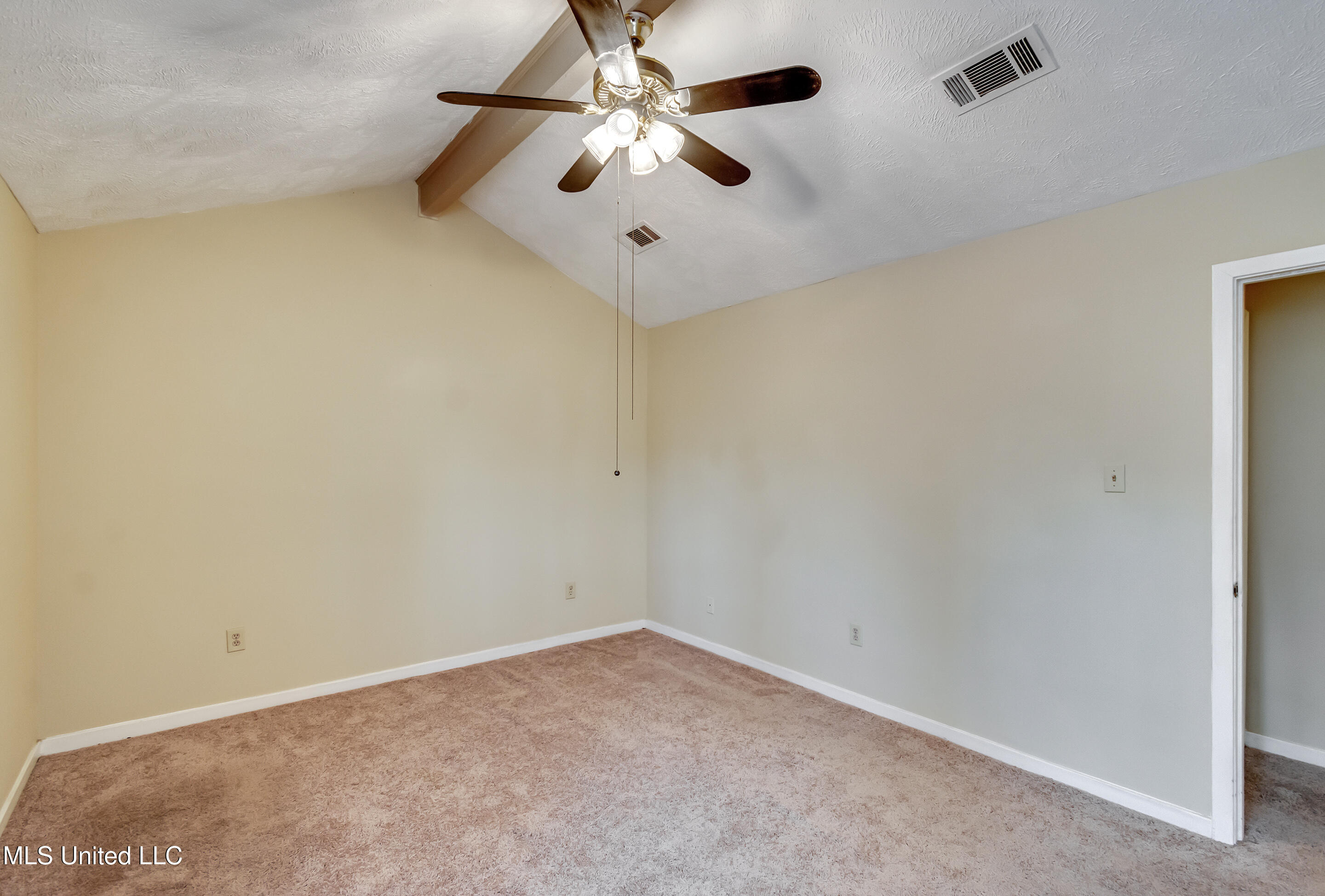 141 Fern Valley Road Brandon, MS 39042 - Photo 36 of 57 141 Fern Valley Rd-52