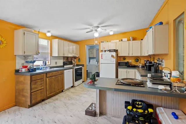 $110,000 | 20655 Parrish Lake Road, Blountstown, FL 32424