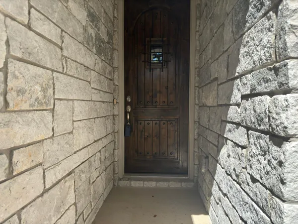 $2,200 | 324 Old Trinity Way, Georgetown, TX 78628