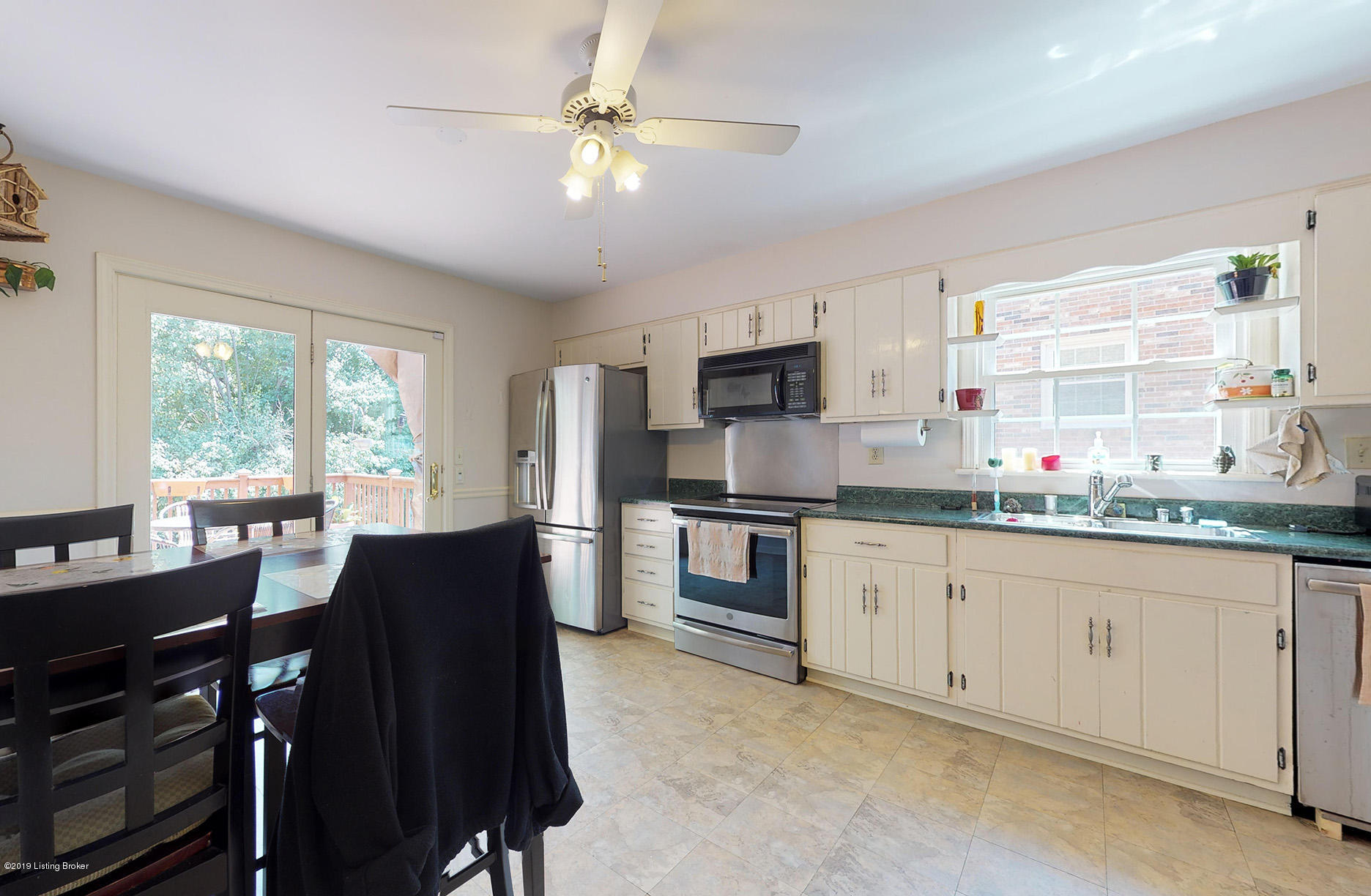 3012 Lexham Road Louisville, KY 40220 - Photo 26 of 61 3012-Lexham-Rd-026