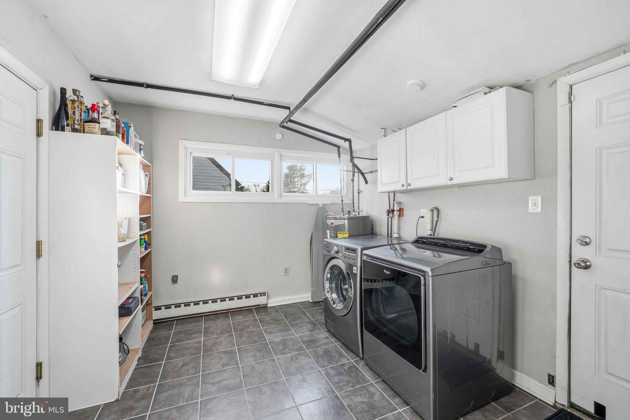 29 New Pond Lane Levittown, PA 19054 - Photo 19 of 28