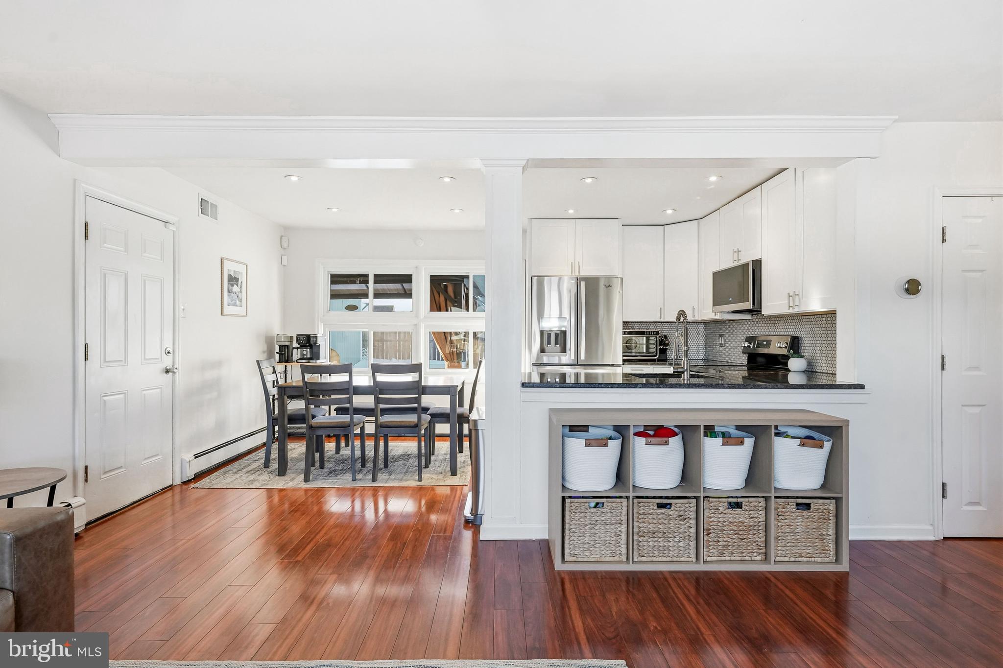 29 New Pond Lane Levittown, PA 19054 - Photo 9 of 28