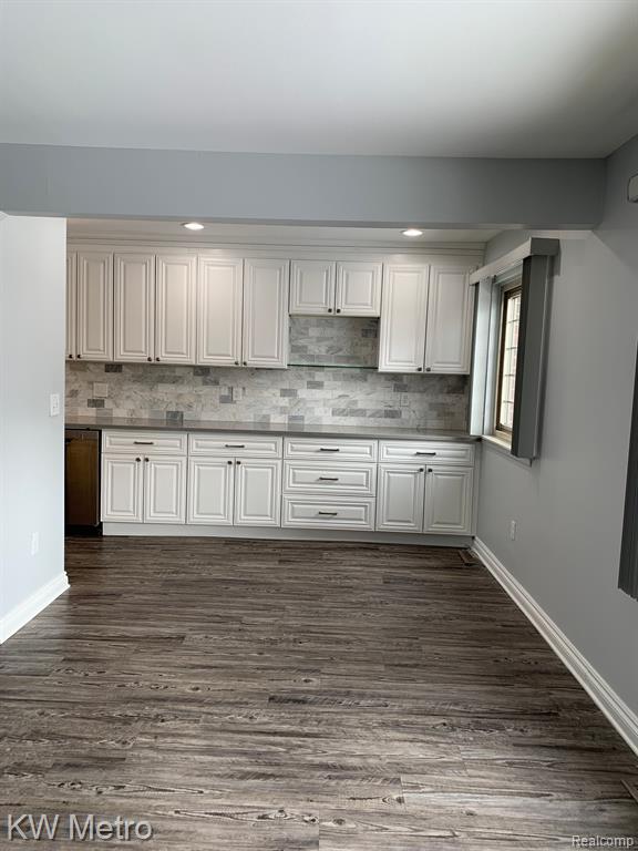 19637 West 12 Mile Road, Unit 102 Southfield, MI 48076 - Photo 8 of 25