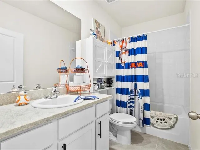 $352,500 | 17741 Crescent Moon Loop, Bradenton, FL 34211