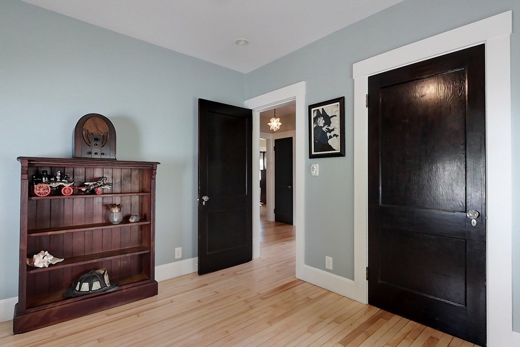 262 Chestnut Street Gardner, MA 01440 - Photo 17 of 39