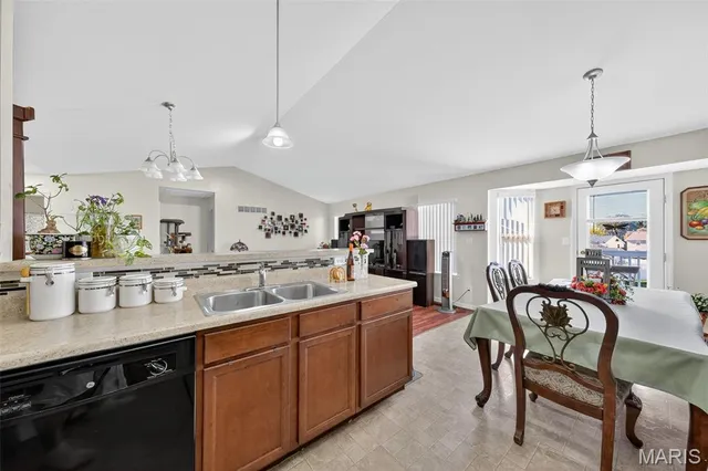 $348,700 | 3557 Yellow Jasmine Drive, Bridgeton, MO 63044