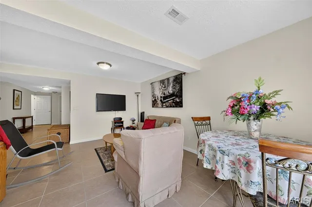 $348,700 | 3557 Yellow Jasmine Drive, Bridgeton, MO 63044