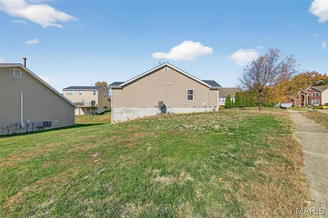 $348,700 | 3557 Yellow Jasmine Drive, Bridgeton, MO 63044