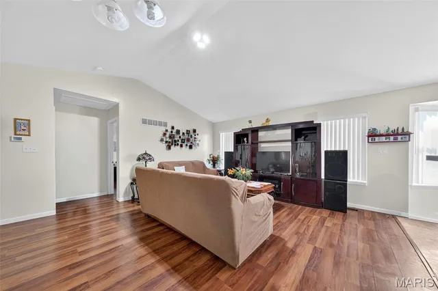 $348,700 | 3557 Yellow Jasmine Drive, Bridgeton, MO 63044