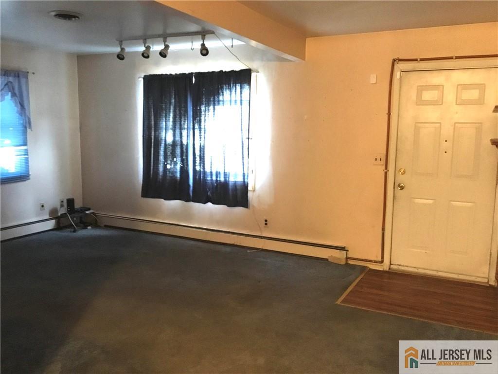 3 Laythan Road Edison, NJ 08817 - Photo 10 of 14
