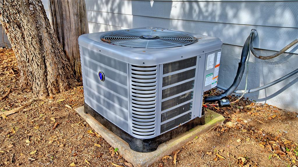 607 Baylor Street Nocona, TX 76255 - Photo 20 of 23