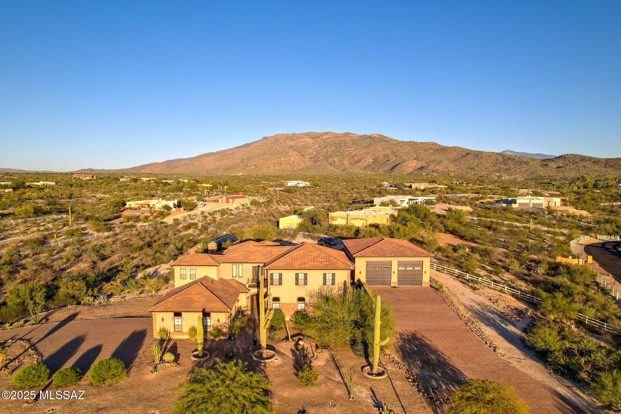 4775 Manning Camp Road Tucson, AZ 85730 - Photo 1 of 50