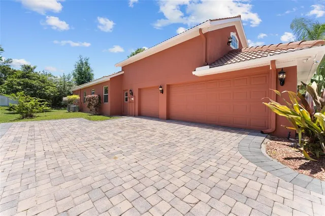 $3,750 | 614 Vintage Way, Brandon, FL 33511