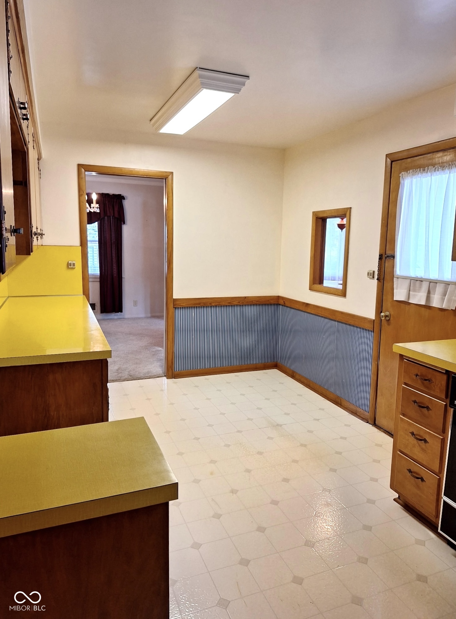 926 West Rudisill Boulevard Fort Wayne, IN 46807 - Photo 23 of 50