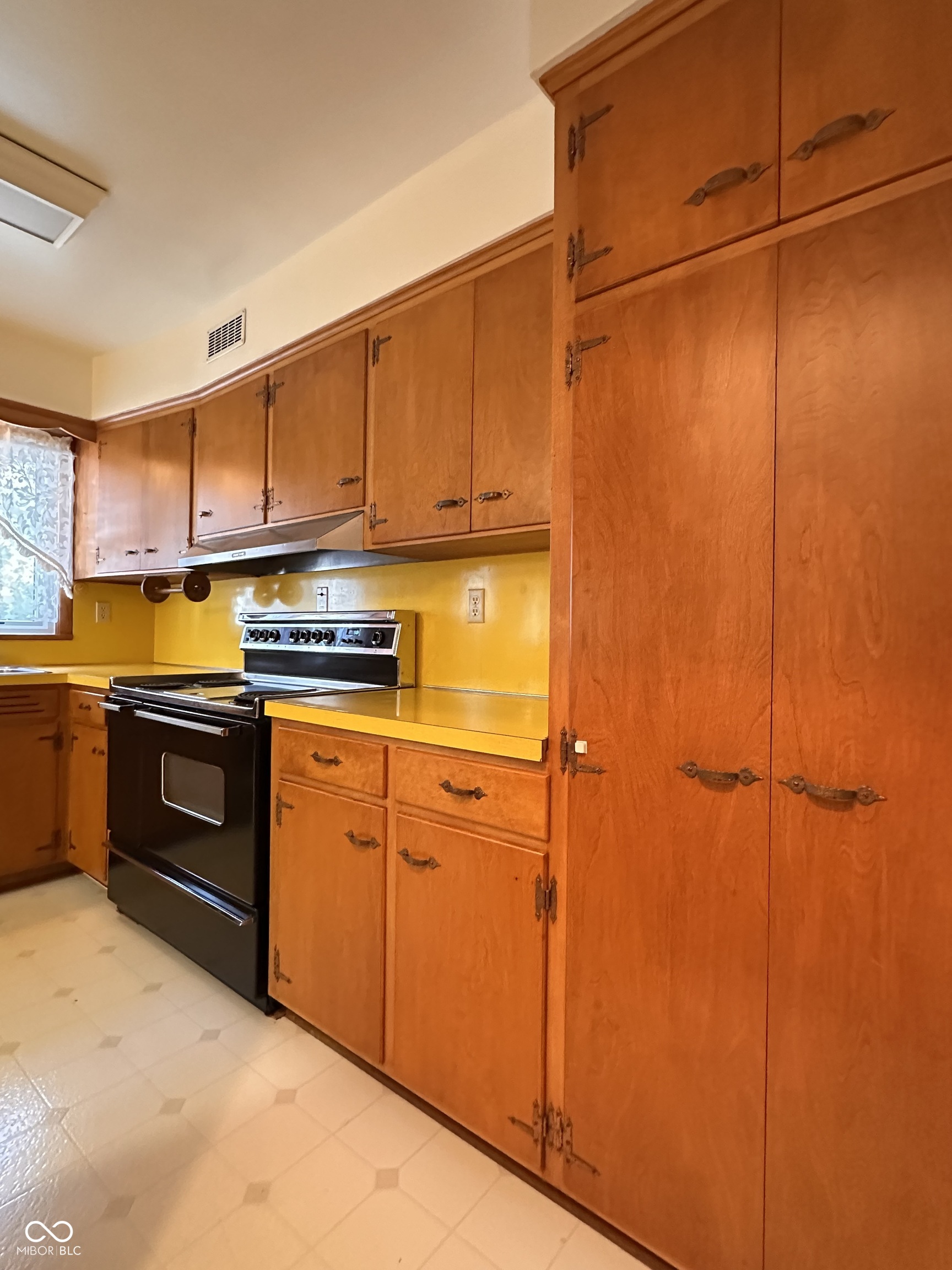 926 West Rudisill Boulevard Fort Wayne, IN 46807 - Photo 26 of 50