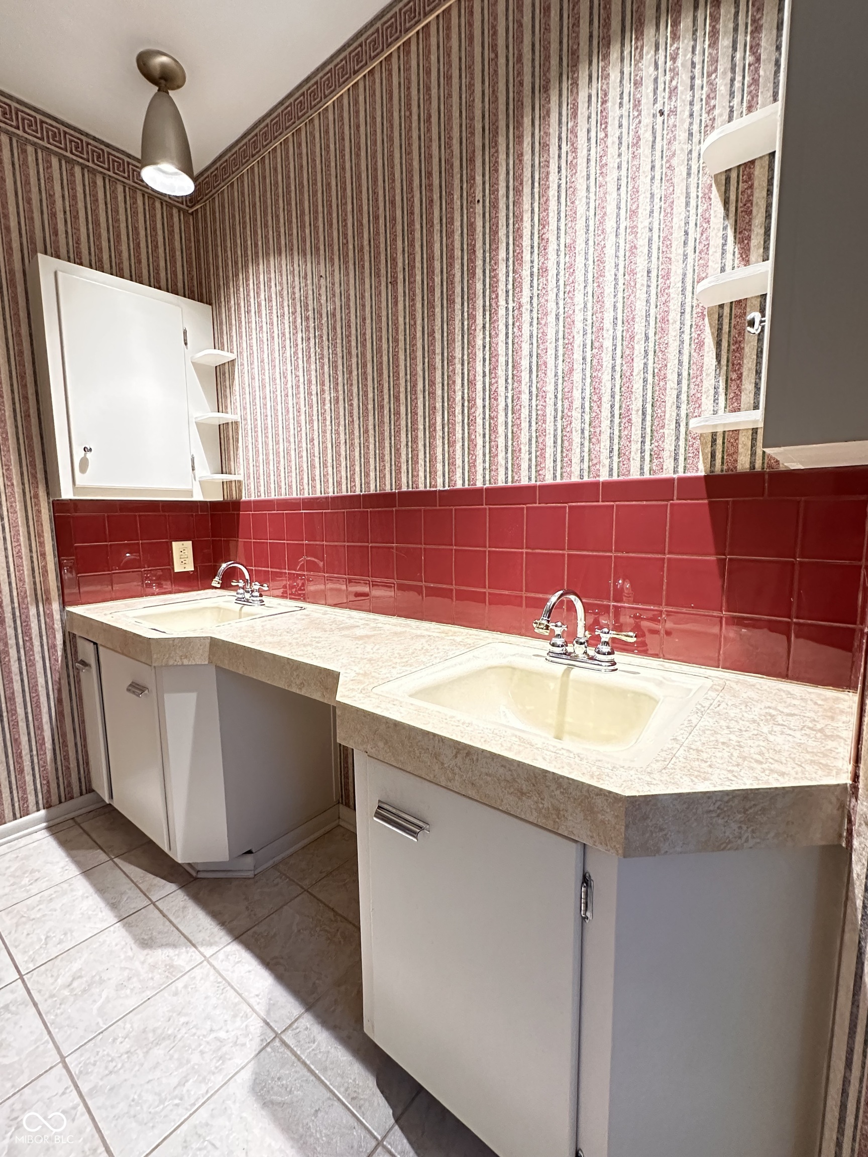 926 West Rudisill Boulevard Fort Wayne, IN 46807 - Photo 37 of 50