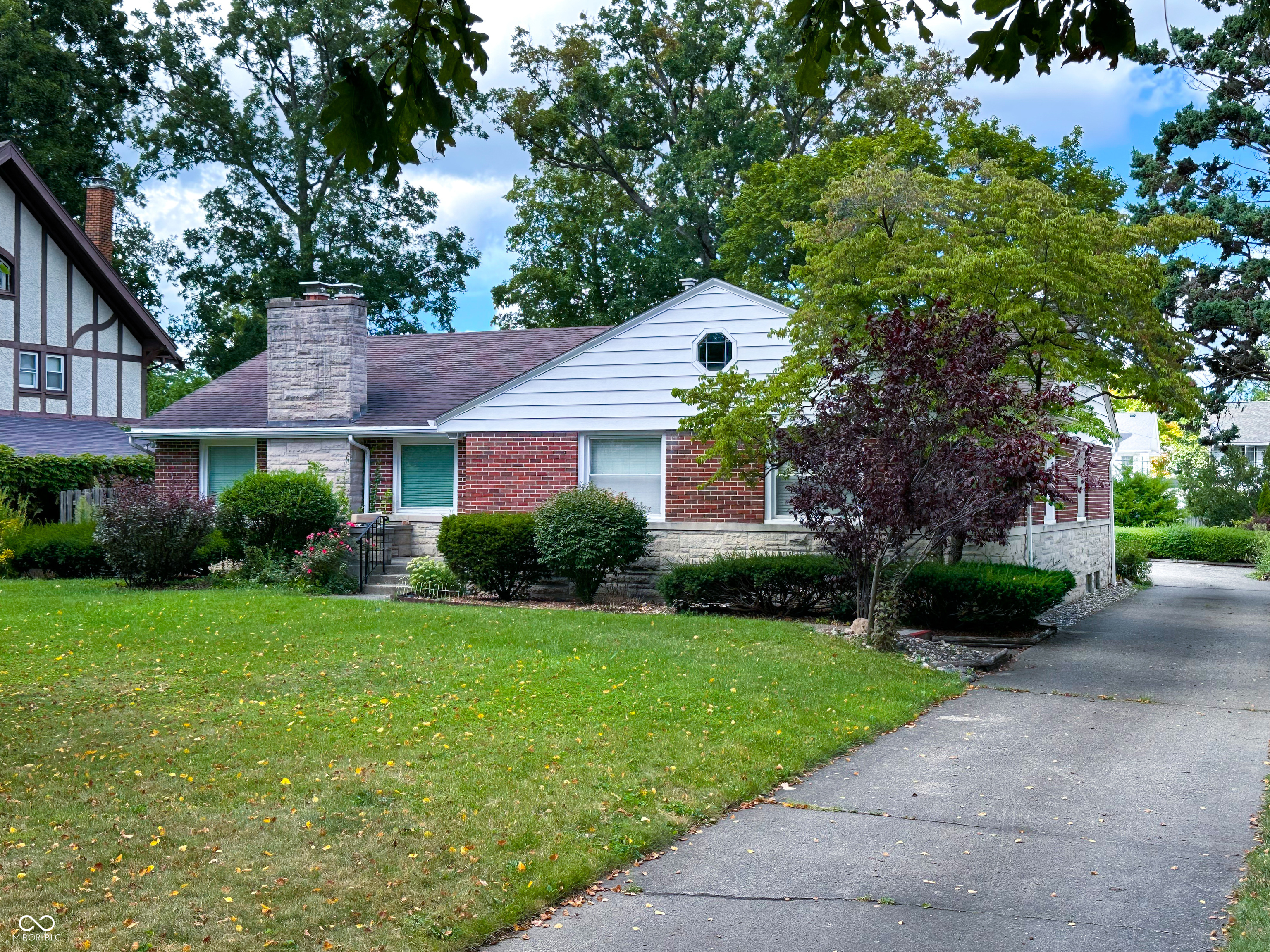 926 West Rudisill Boulevard Fort Wayne, IN 46807 - Photo 4 of 50