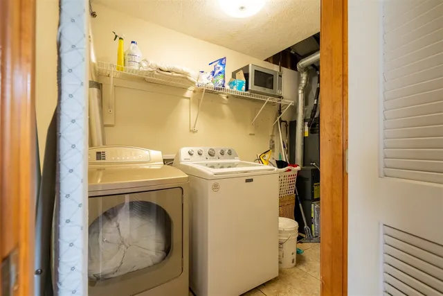 $219,000 | 67 Oak Park Road, Bloomington, IL 61701