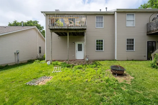 $219,000 | 67 Oak Park Road, Bloomington, IL 61701