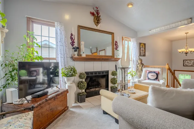 $219,000 | 67 Oak Park Road, Bloomington, IL 61701