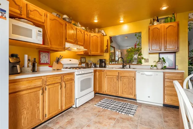 $219,000 | 67 Oak Park Road, Bloomington, IL 61701