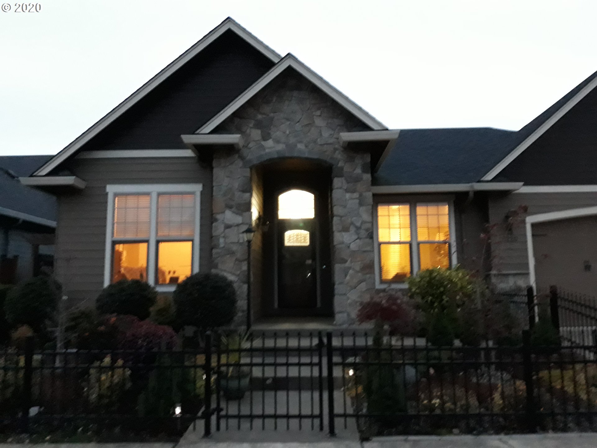 1220 South 41st Street Springfield, OR 97478 - Photo 2 of 20 Gallery Image 2