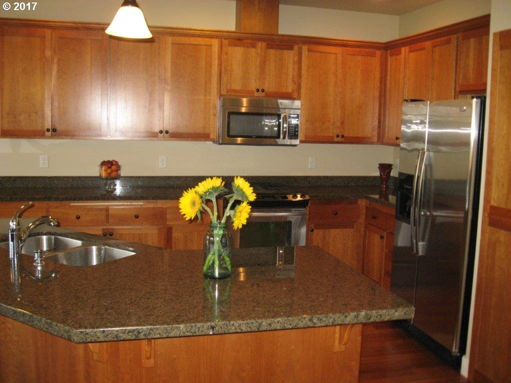 1220 South 41st Street Springfield, OR 97478 - Photo 12 of 20 Gallery Image 12