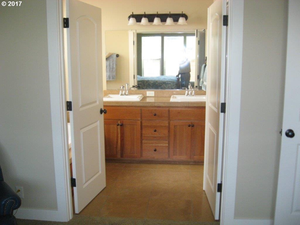 1220 South 41st Street Springfield, OR 97478 - Photo 15 of 20 Gallery Image 15