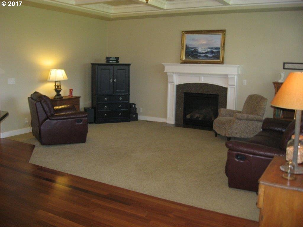 1220 South 41st Street Springfield, OR 97478 - Photo 7 of 20 Gallery Image 7