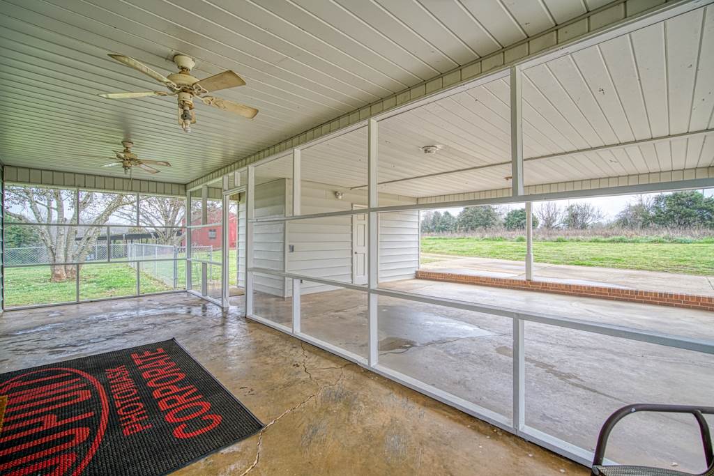 337 State Rd S-42-51 Woodruff, SC 29388 - Photo 31 of 32