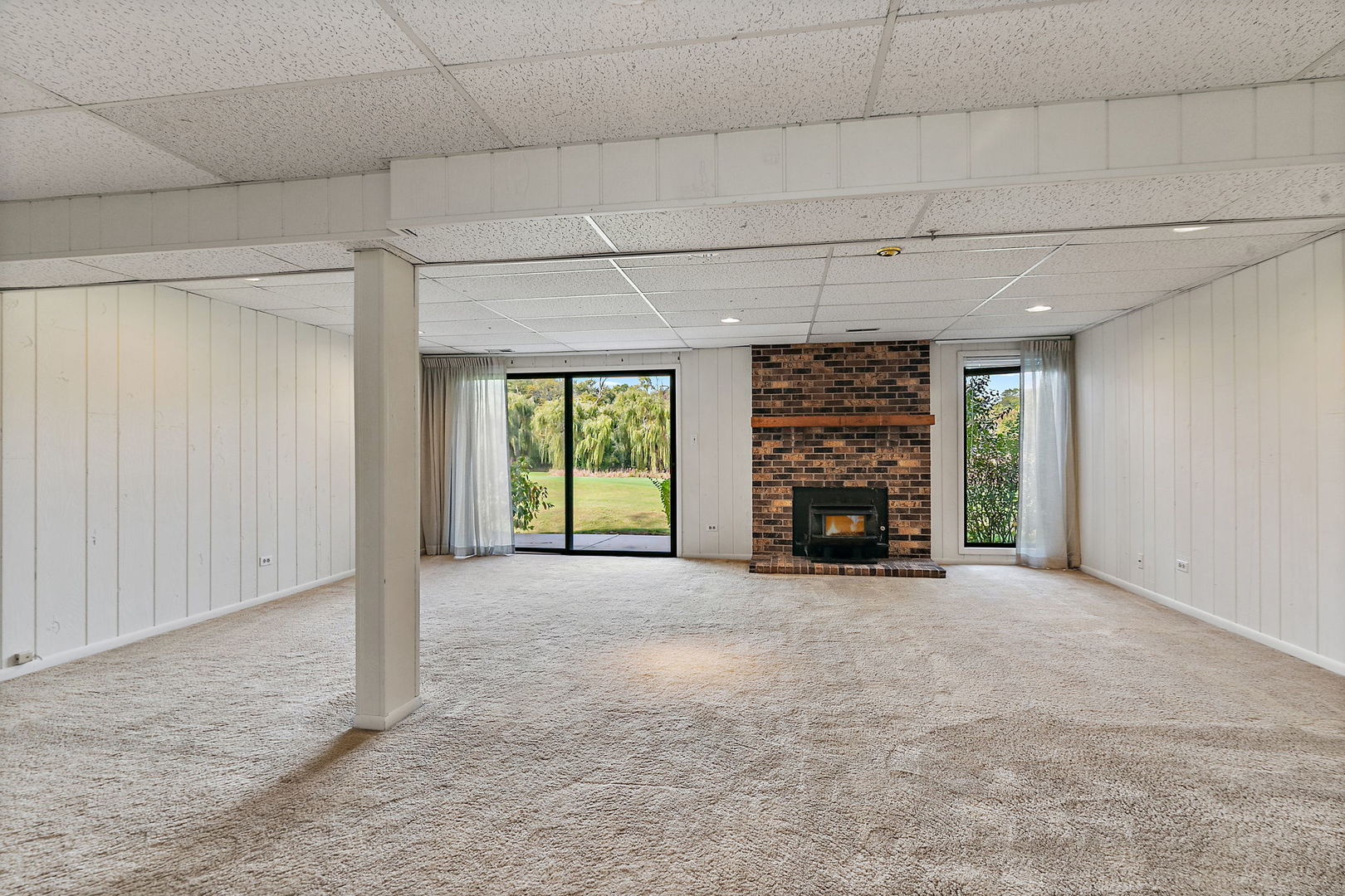 830 Oak Hill Road Lake Barrington, IL 60010 - Photo 27 of 39